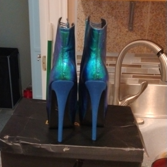 Hidden platform boots. - Picture 5 of 6